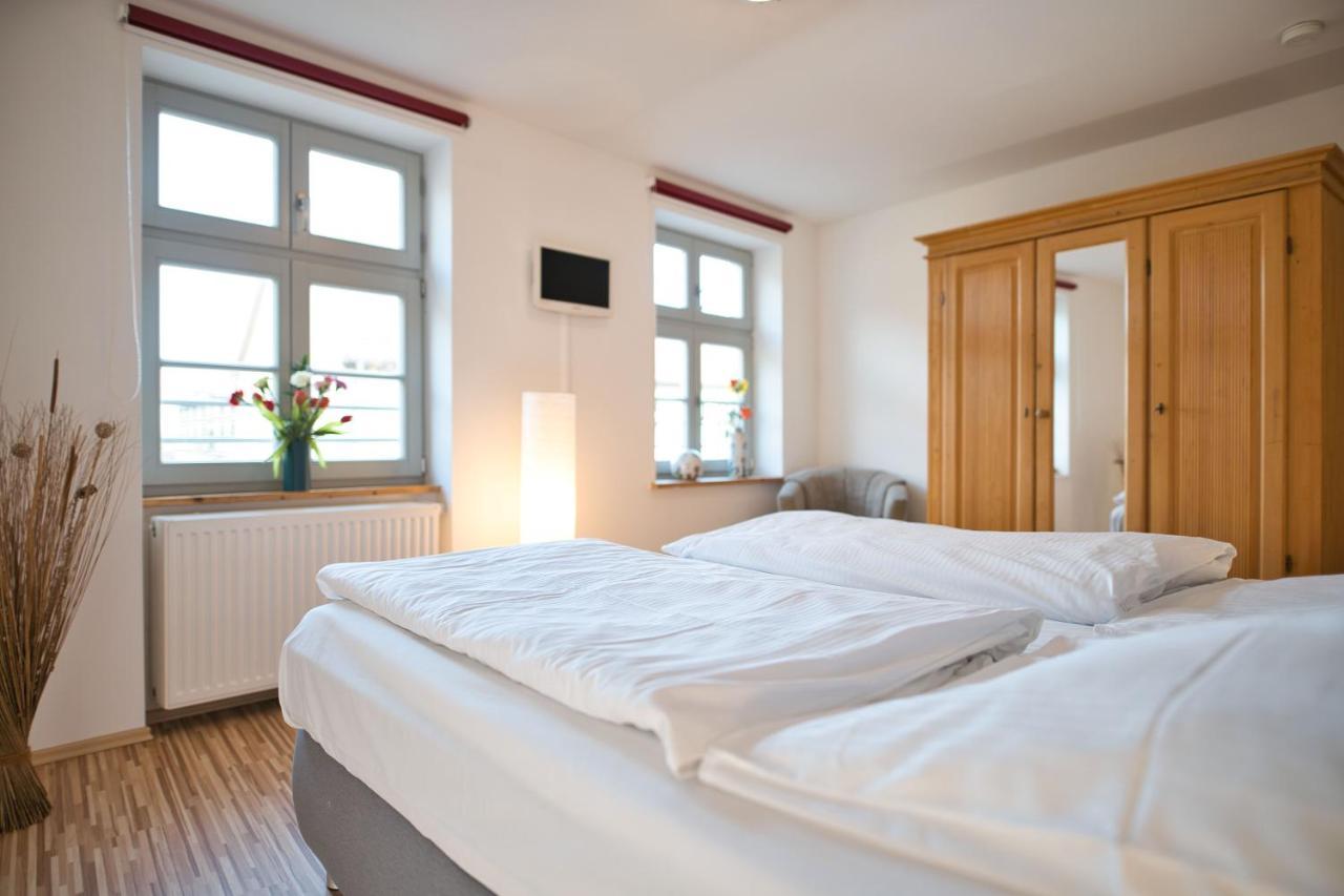 Zum Goldenen Anker Aparthotel Щралзунд Екстериор снимка