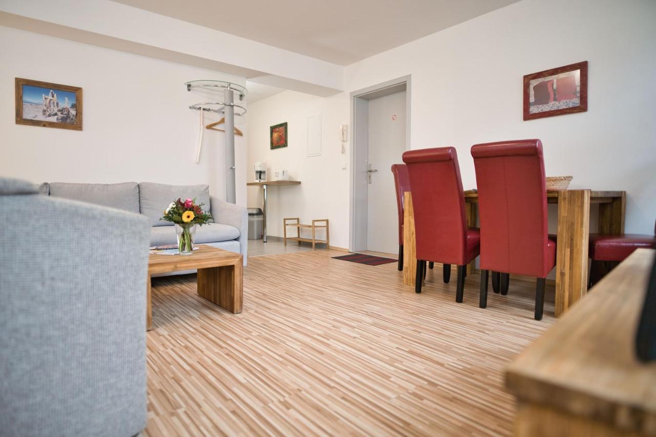 Zum Goldenen Anker Aparthotel Щралзунд Екстериор снимка