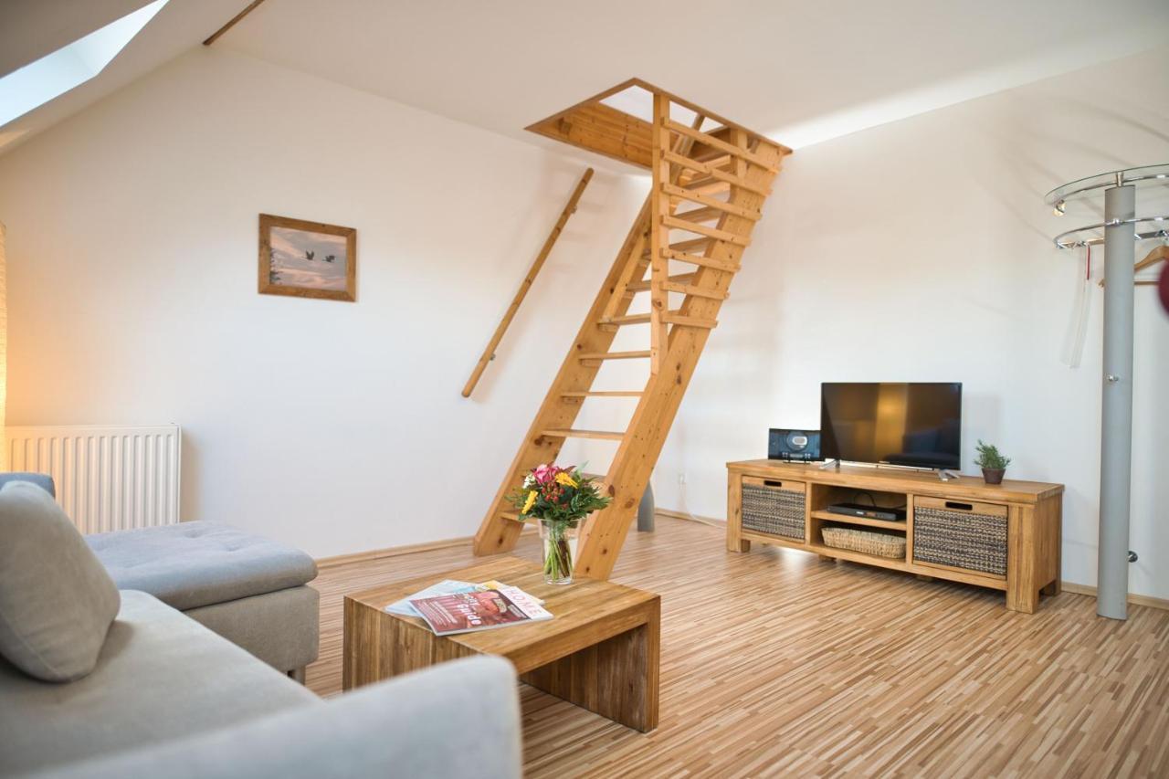 Zum Goldenen Anker Aparthotel Щралзунд Екстериор снимка